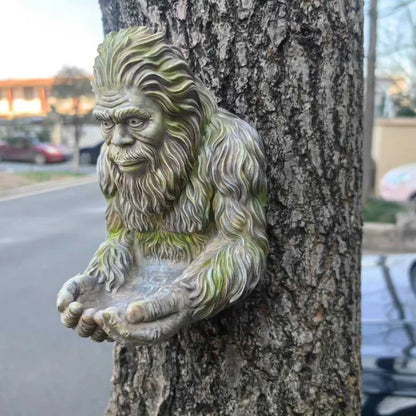 2Pcs Sasquatch Bird Feeder Outdoor Decorative